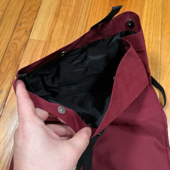 On Cloud Ambassador Backpack Tote Running Bag Unisex Red Pack Bag - Picture 6 of 9